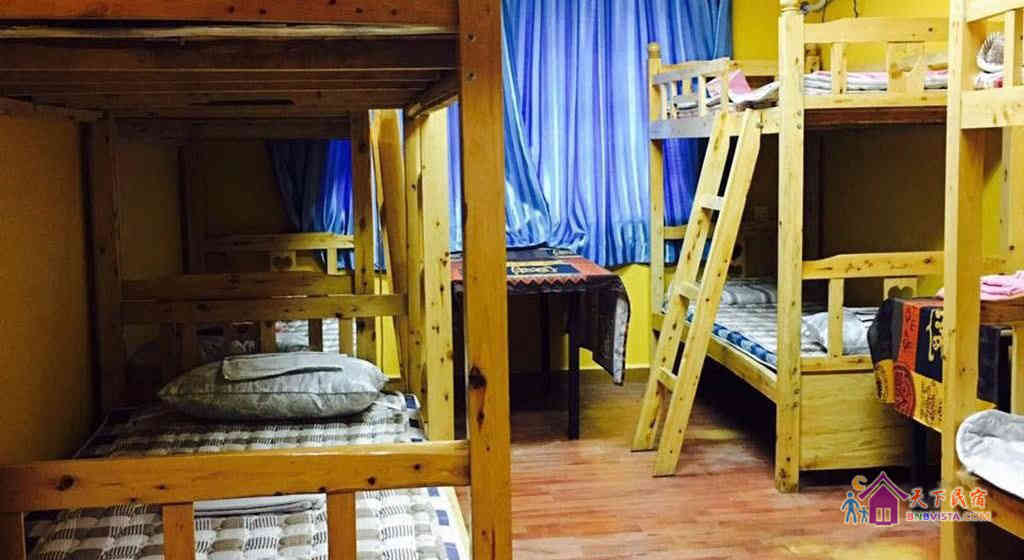 超大八人间(床位)