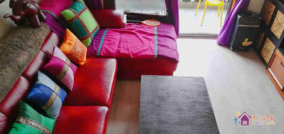 爱丽丝梦游大床房(公共卫浴)