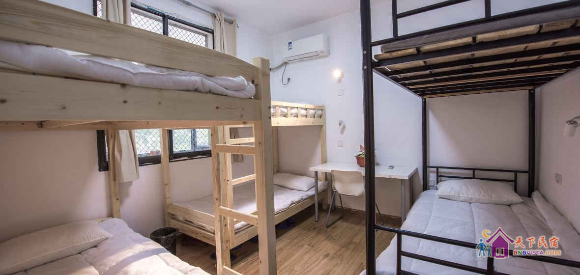 六人间(床位)(公共卫浴)