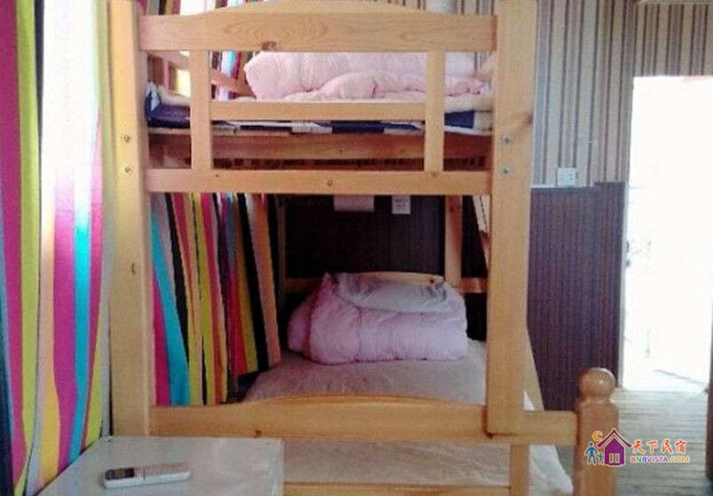 观景木屋四人间(床位)