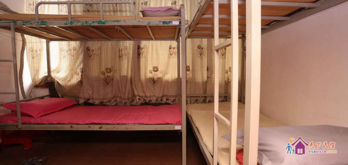 女生六人间(床位)