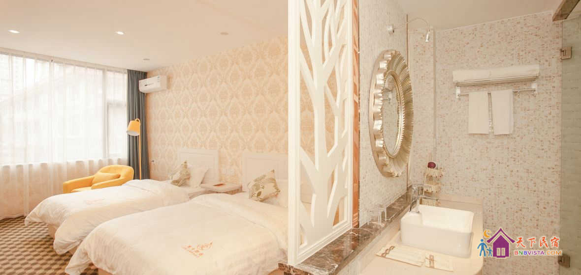 快乐一家亲子房