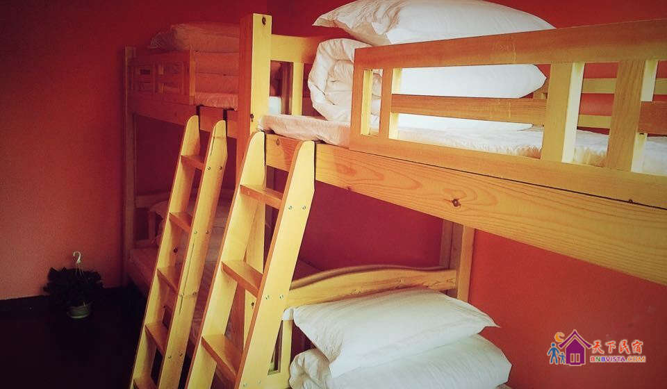 女生四人床位房