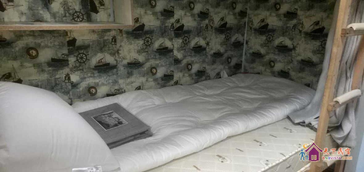 男神复古六人间(床位)(公共卫浴)