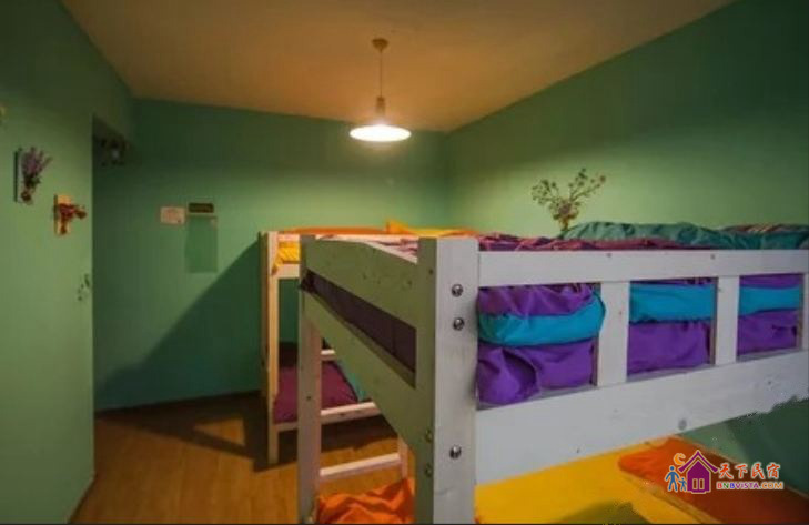 阳光露台女生八人间（独卫）