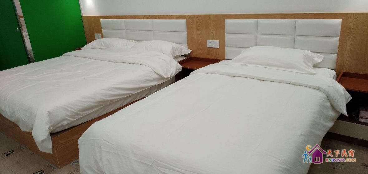 Loft舒适家庭房