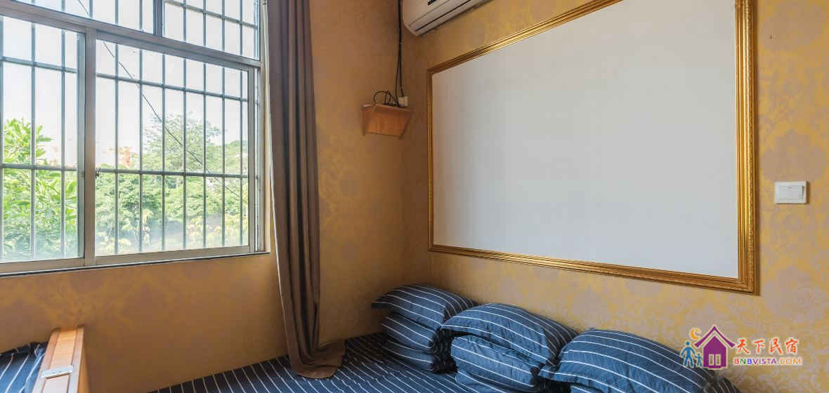 老同学聚会别墅轰趴房