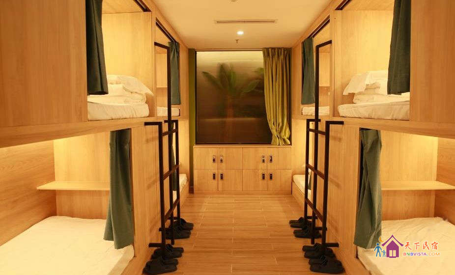 温馨八人间(床位)