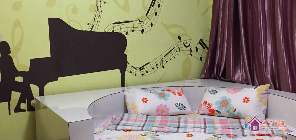 音乐主题圆床房