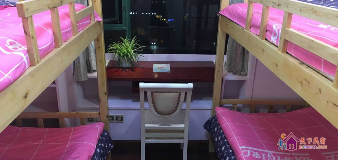 四人间(床位)(公共卫浴)