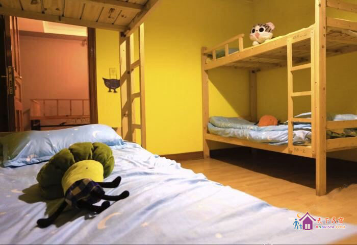 男生六人间(床位)