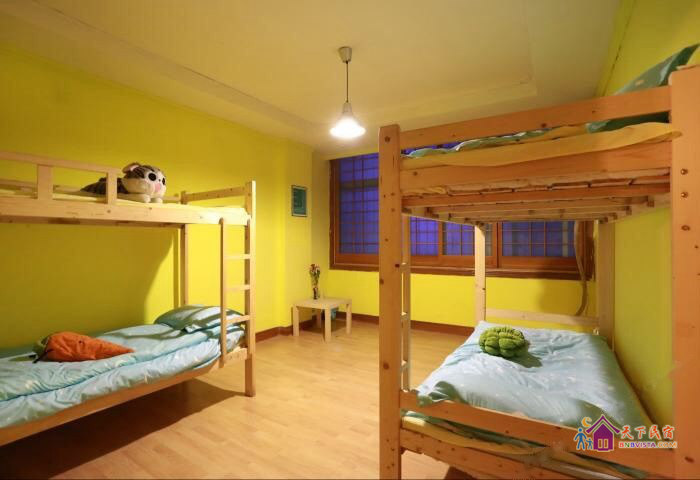 女生四人间(床位)