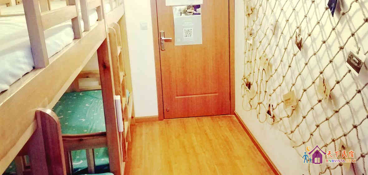 浪漫女生四人床位间