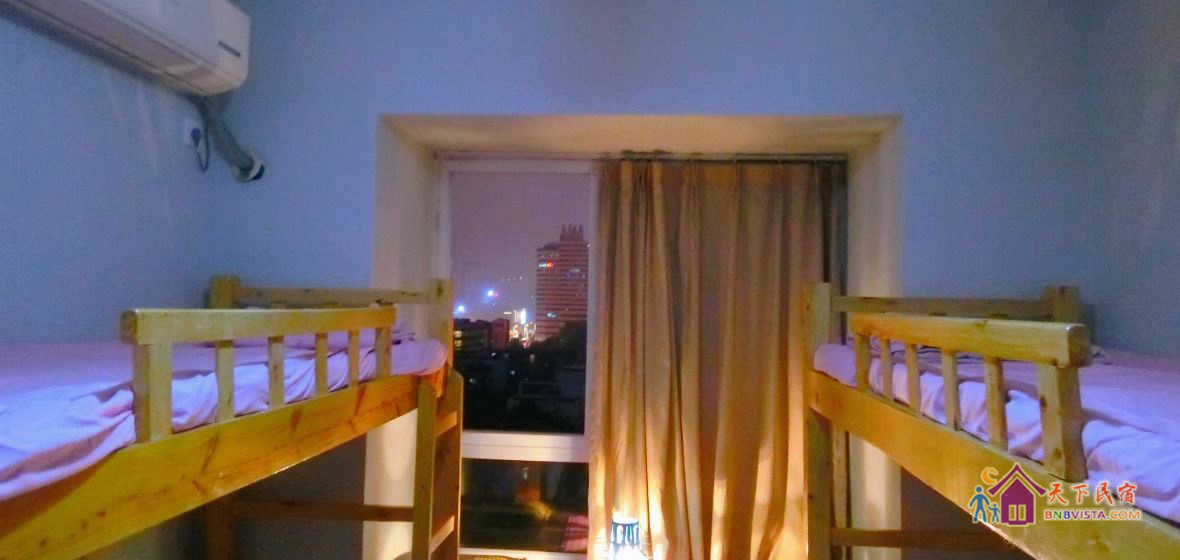 梅花飘窗房(床位)