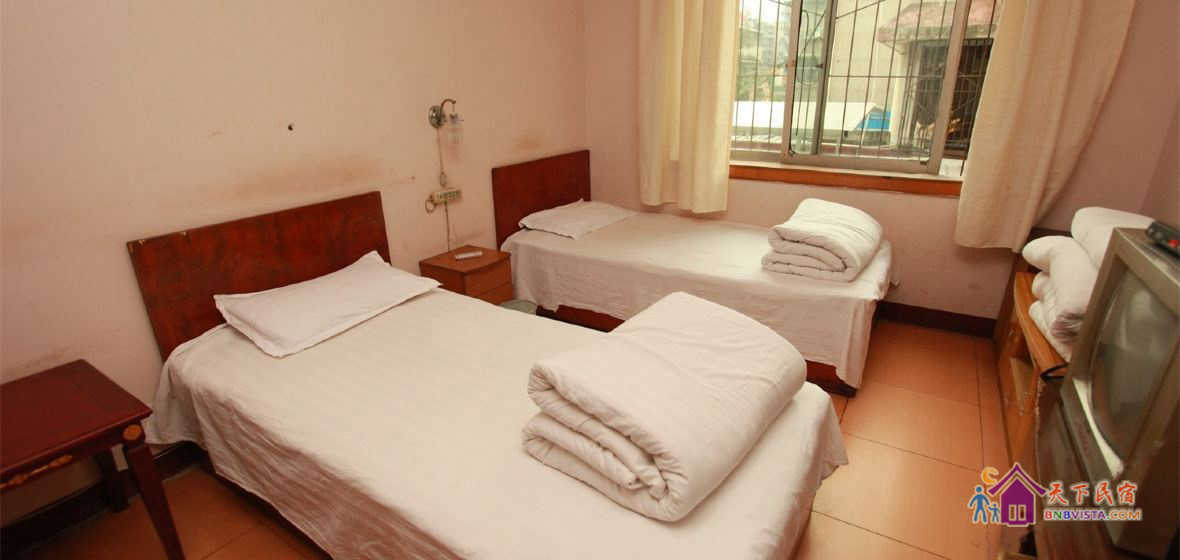 普通两人间(公共卫浴)