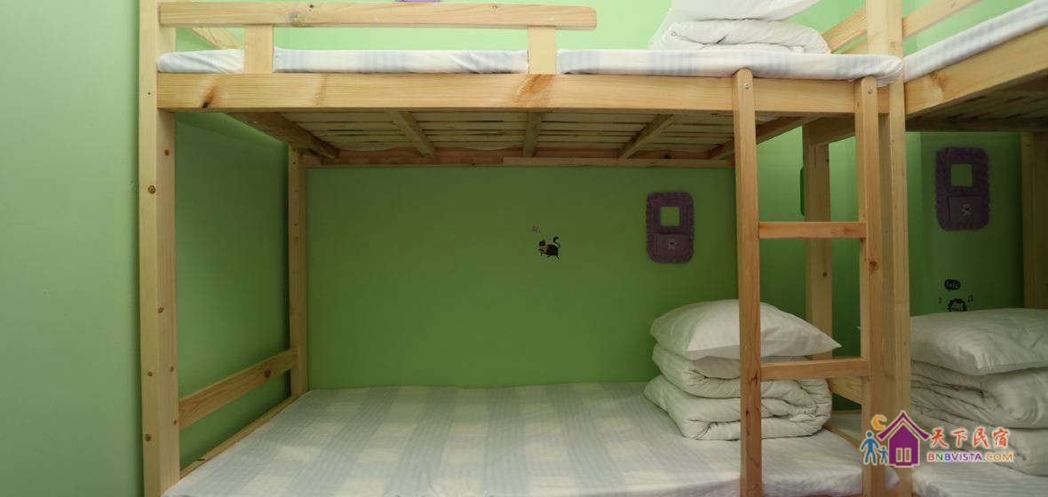 男生六人床位房