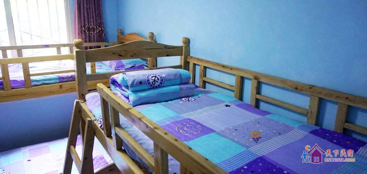 女生四人间(床位)