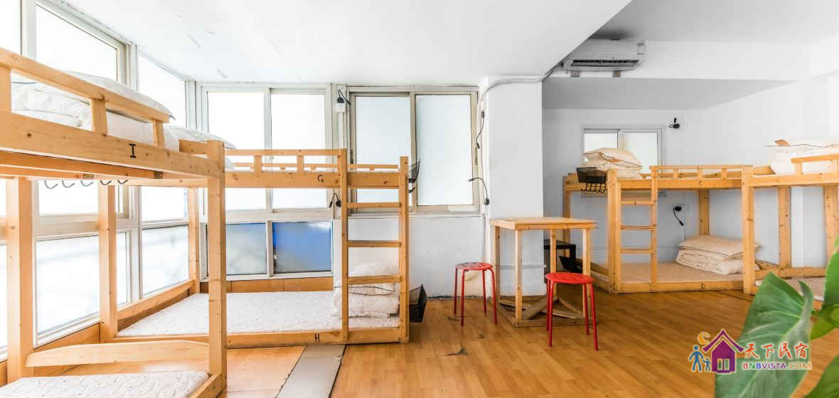 十二人间(床位房)