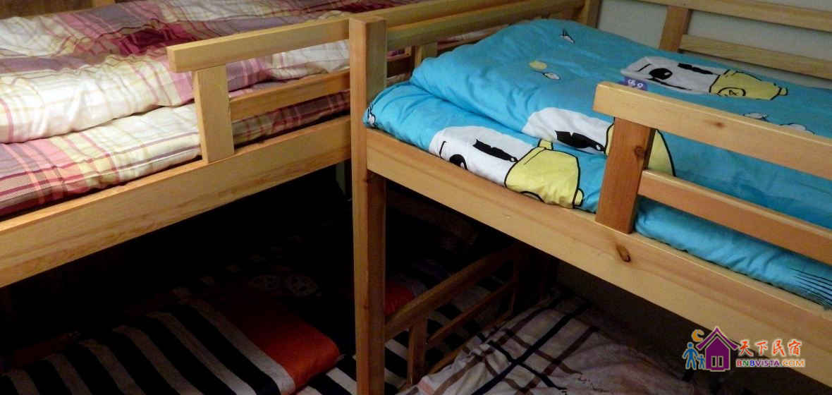 男生六人西厢房