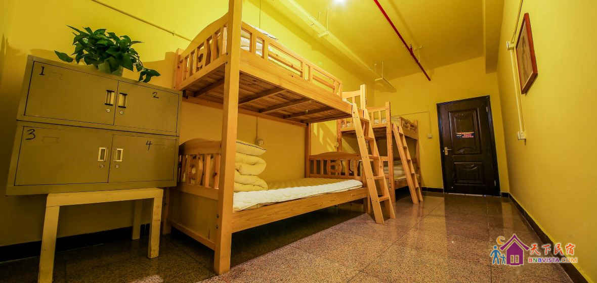 女生公卫四人间