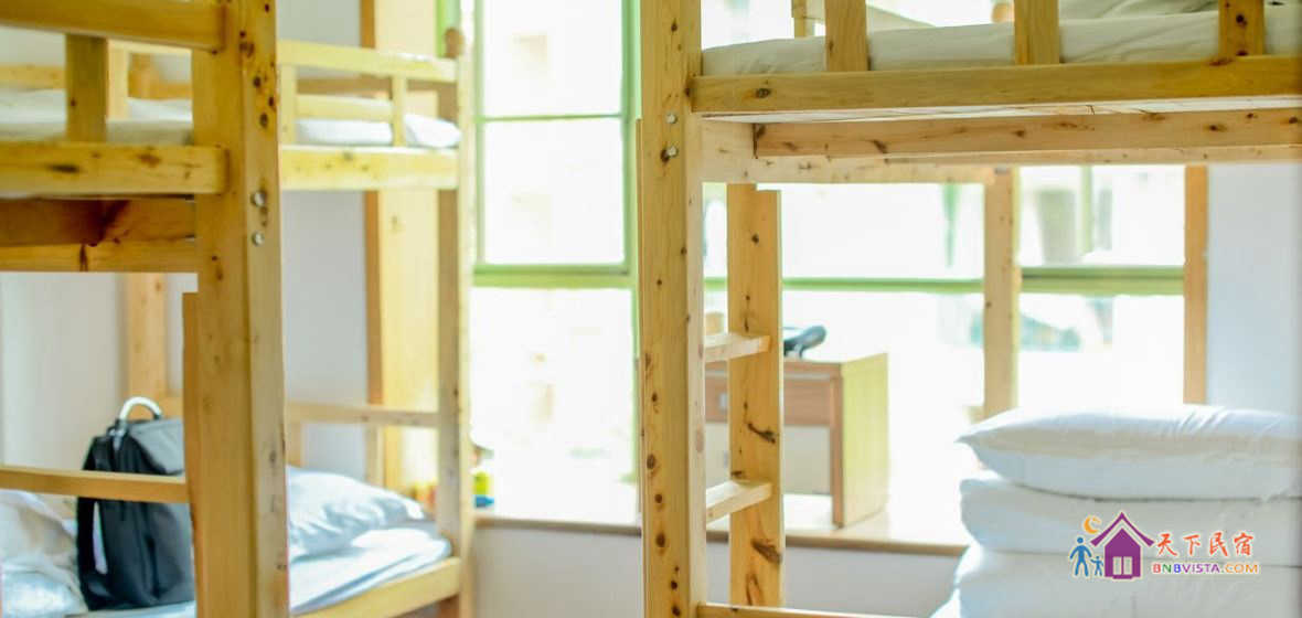 男生六人床位房