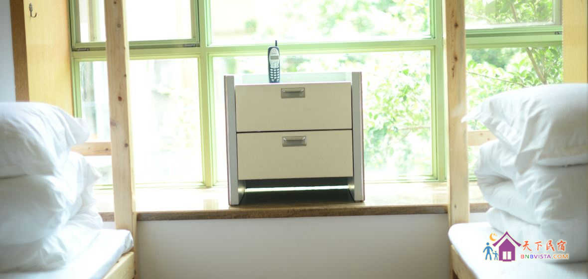 女生六人床位房