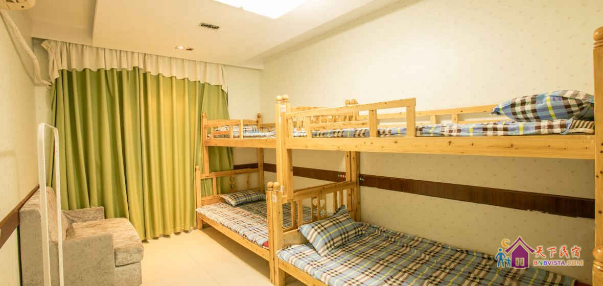 欢乐女生四人间（床位）