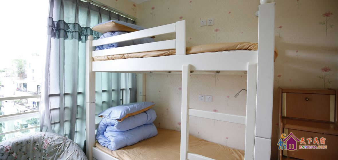 双人间床位