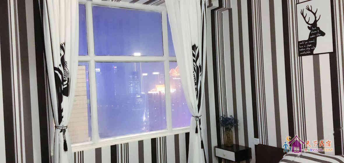 个性榻榻米观景大床房