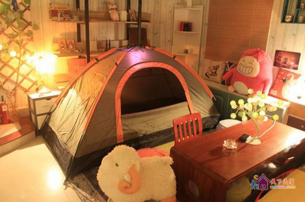 单人帐篷房(公共卫浴)(无窗)