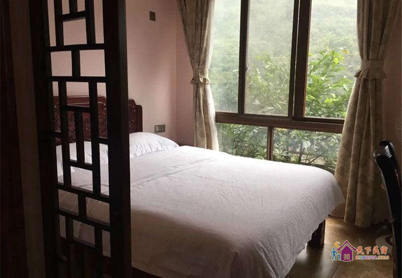 山景大床房