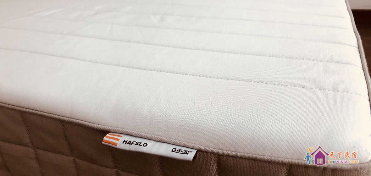 洪崖洞解放碑双江景大床房(公共卫浴)