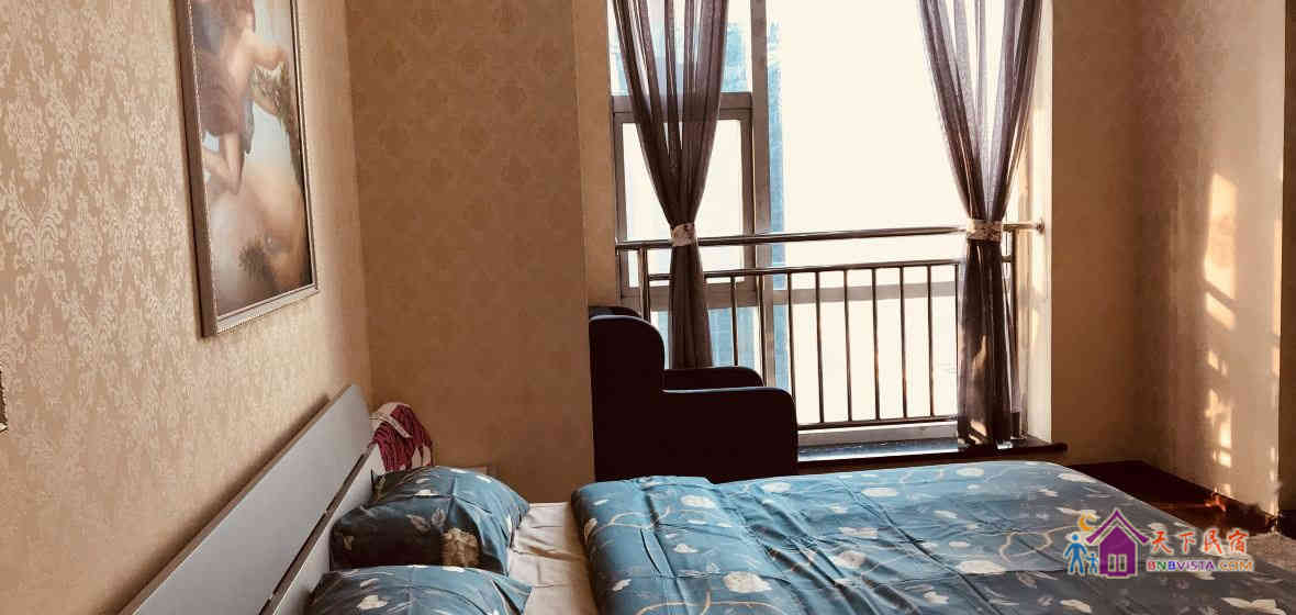 洪崖洞解放碑江景宜家大床房