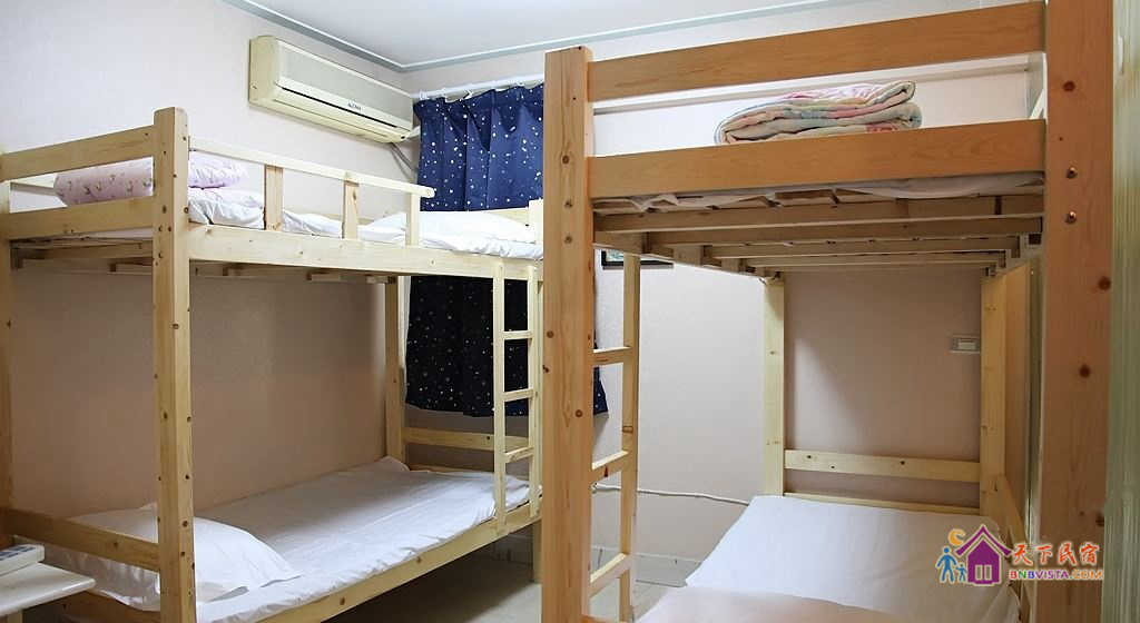 剑影江湖男生四人间(床位)