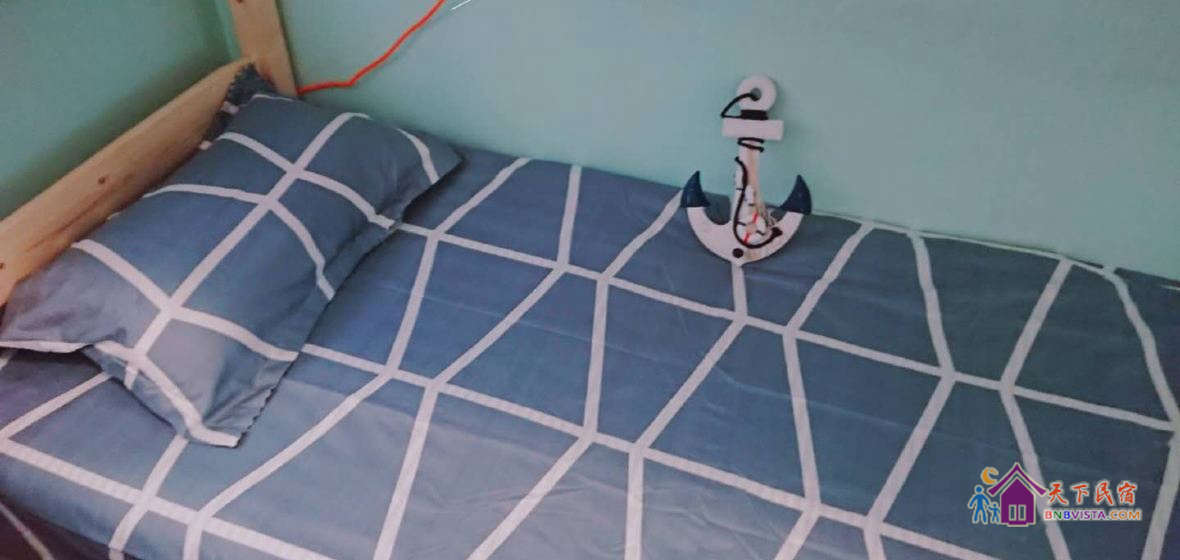 炫酷型男4人间(床位)