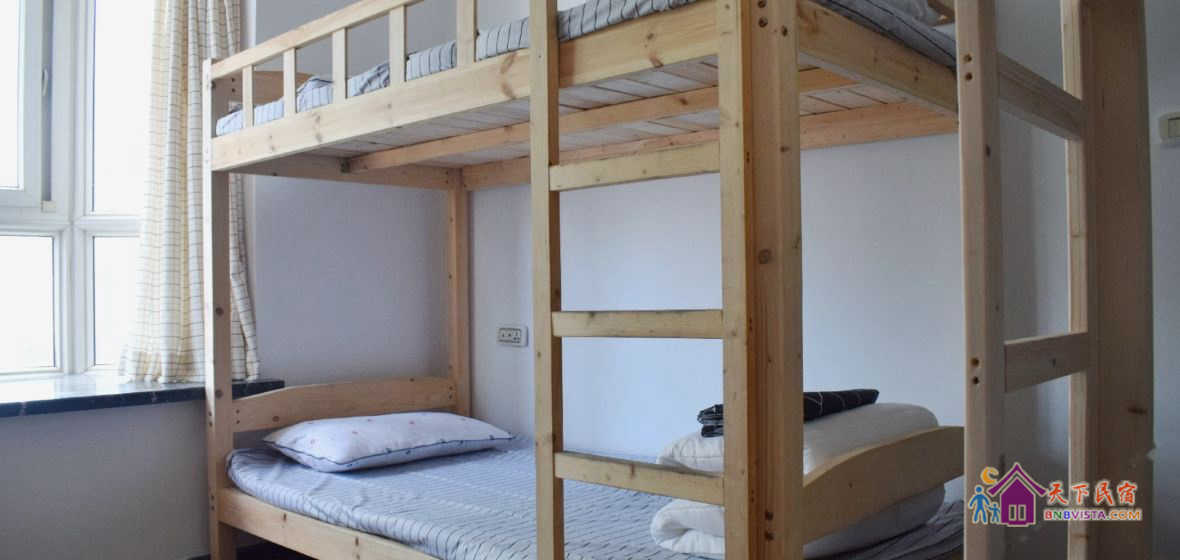 谦谦君子8人间(公共卫浴)(床位)