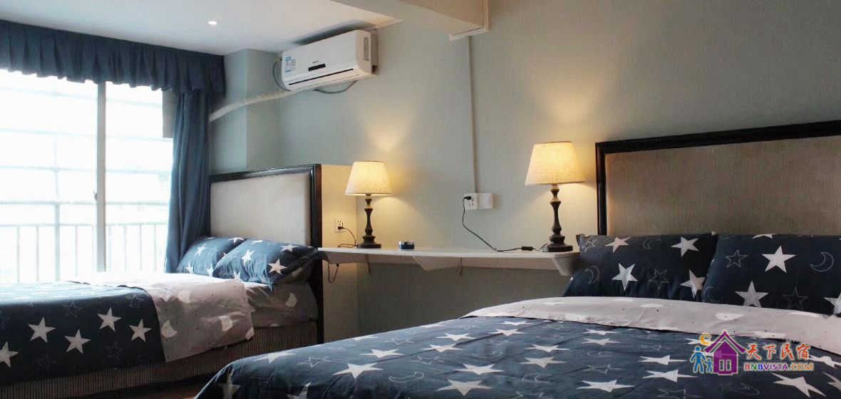 现代艺术观景舒适双床房