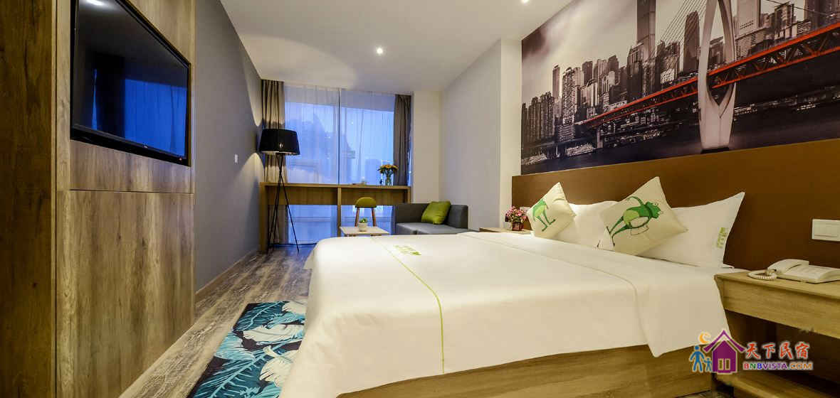 落地夜景大床房