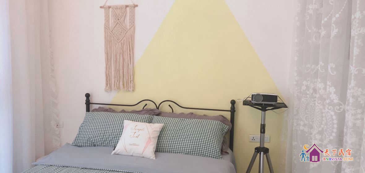 小艾家·艾霓套房