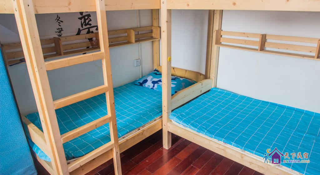 绝美山城夜景女生房(床位)