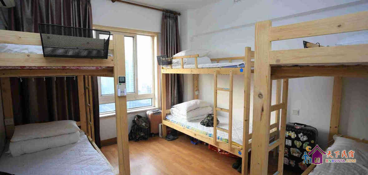 绝美山城夜景男生房(床位)