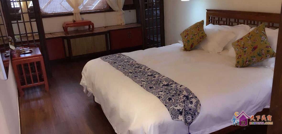 巴山夜雨江景房