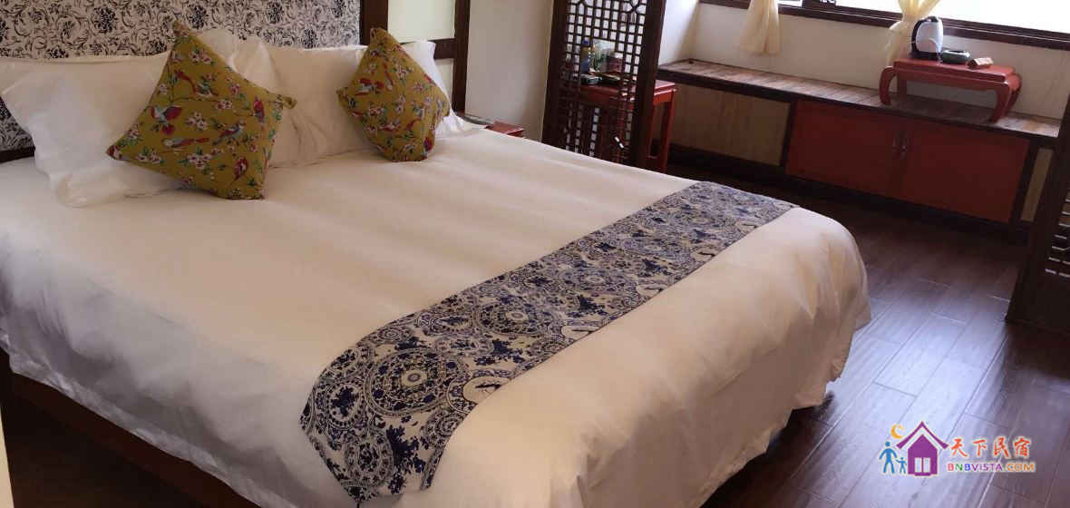 帘卷西风江景房