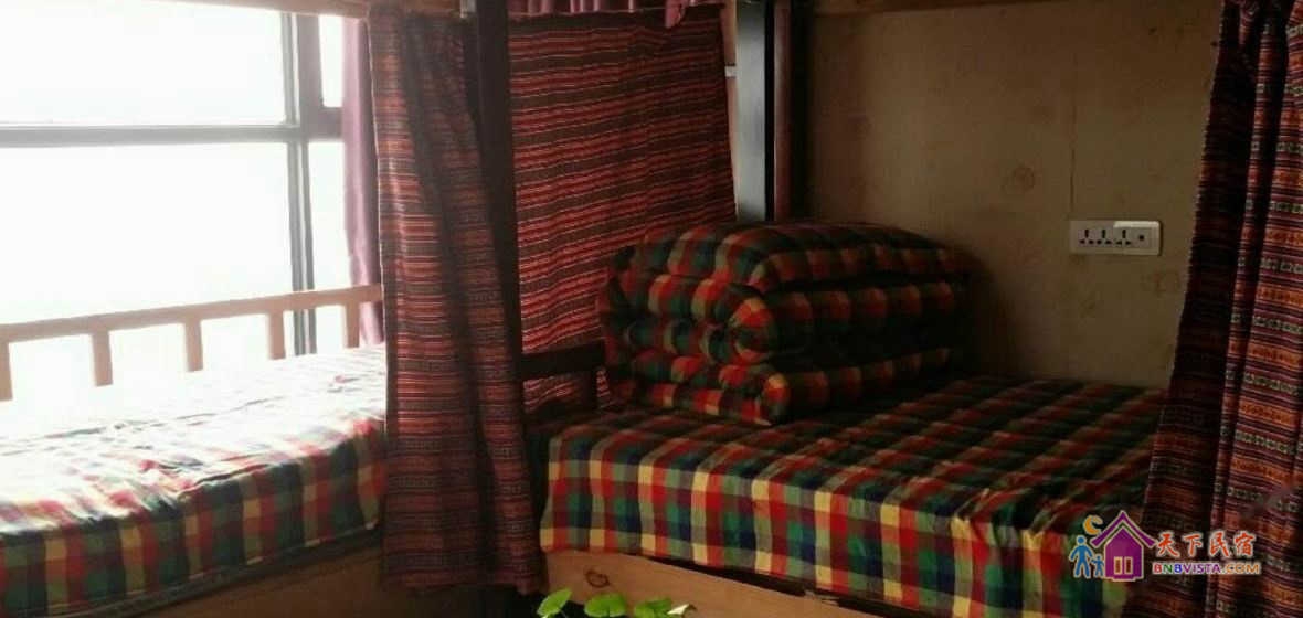 江景女神八人间（床位）