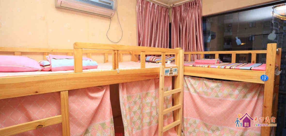 江景独卫女生八人间床位