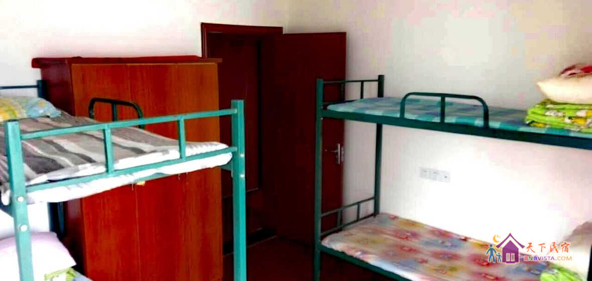 女生四人间(床位)