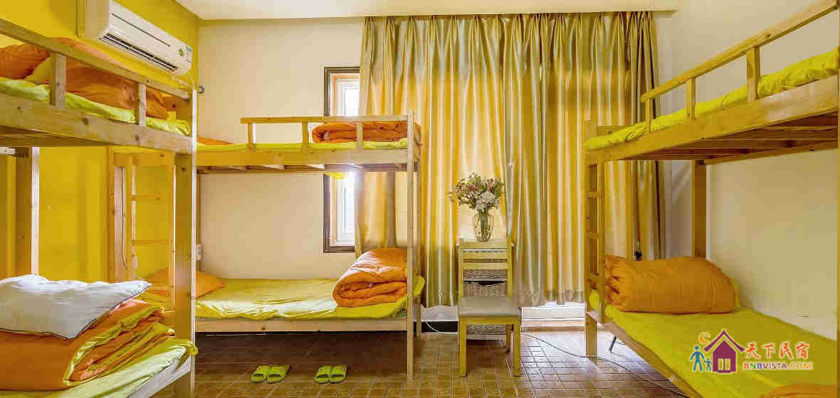 男生花园6人间(床位)