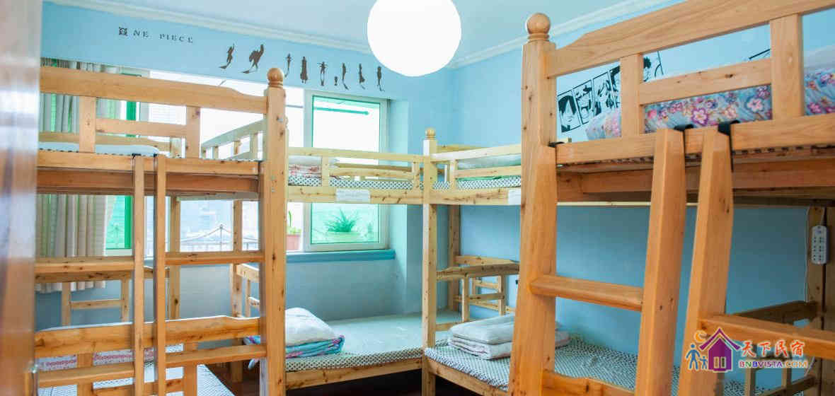 女生六人床位房