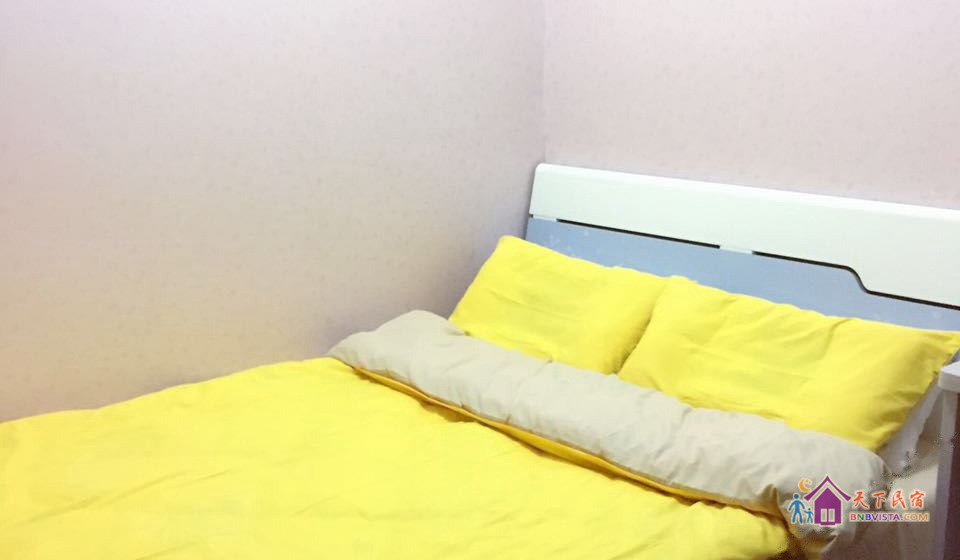 体育课二班 7012大床房(无窗)