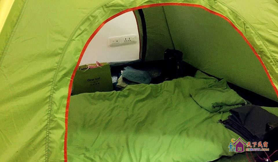 绿色双人帐篷房